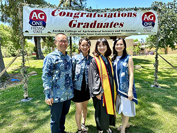 Kaylin Prayitno and family