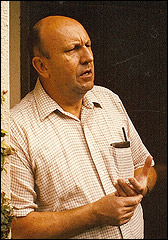 Dr. Carlos Muller